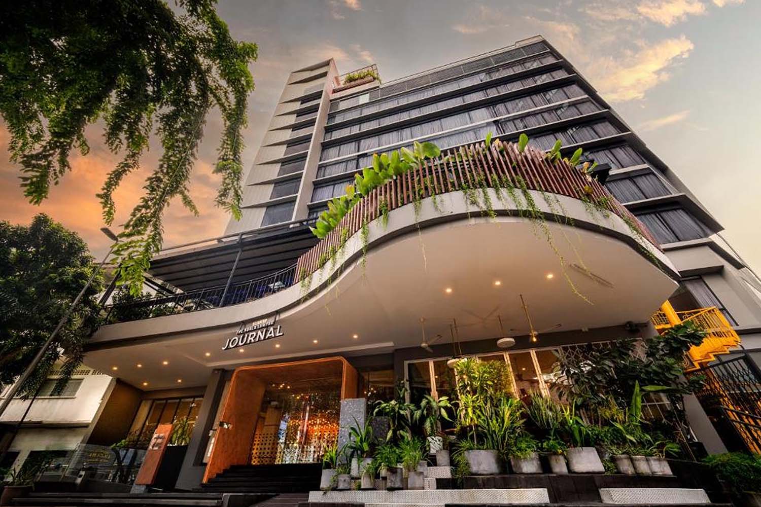 Entrance of the hotel – First impressions matter, and this one's leafy and lush.